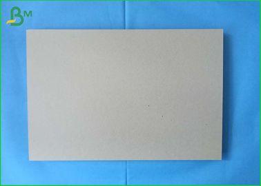 Grijze spaanplaat 0.45mm dikte dubbele grijze kant genoemd boek bindende raad
