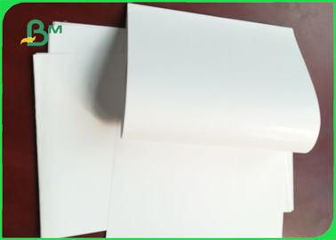 het Glanzende Witte Couche Document van 90gsm 128g/Duidelijk C2S-Kunstdocument in broodje
