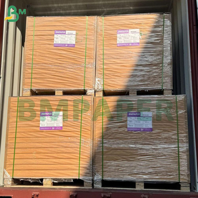Superieure 20 lb Bond Ncr koolstofvrij papier Wit & Meerdere kleuren 8 1/2 X 11, 8 1/2 X 14 Grootte