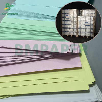 55 gr 75 gr Zwart Image Carbonless Base Paper 57cm X 87cm voor de levering