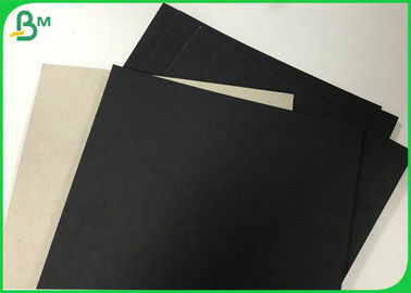 Het wit/de Zwarte voerde karton 1mm 2mm grijs steunend raadsblad 70 * 100cm