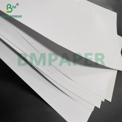 40 gm hoogwit, niet-gecoat, houtvrij offsetpapier voor boekinleggingen 640 x 900 mm