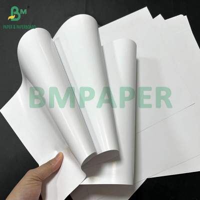 24.5 x 36 inch 120 gram 150 gram Laserprinten Glanzend kunstpapier voor het maken van een kalender