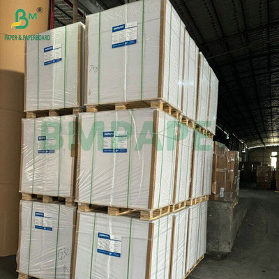 Hoge witte 98% 325 gr 360 gr Voedselkwaliteit Fbb-papier voor taart Pakketdoos 70 x 100 cm