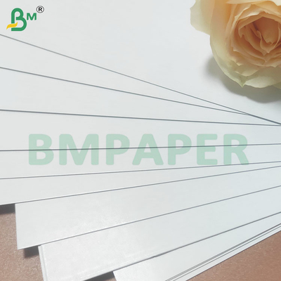 300 gsm Spelkaartenpapier Dubbelzijdig Wit Zwart Kern 450*320mm