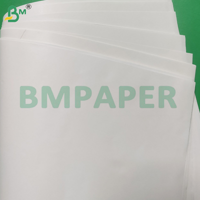 100 gm Glanzoppervlak Wit kraftpapier voor eenmalige verpakkingen