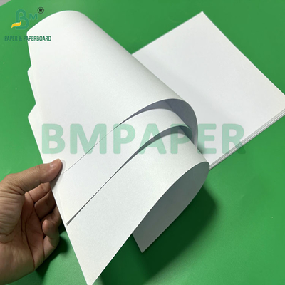 841 x 1198 mm 70 gm 80 gm ongecoat offsetpapier voor het drukken van boeken