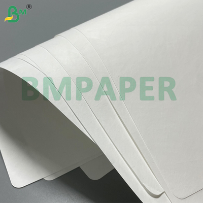 0.135mm 0,14mm Hoge zegelsterkte Hoge treksterkte 1073B 1059B Stof Medisch - Grade Niet-geweven Dupont papier voor sterilisatie zakken