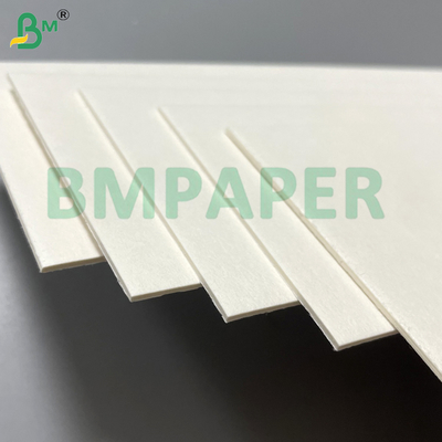 0.4mm-0.6mm In blad Superwit Hoge Duurzaamheid Water Absorberend Coasters Absorberend Blotter Papier