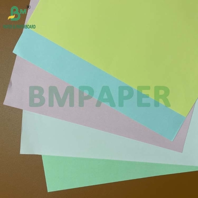 Duidelijke afbeelding NCR-kopieerpapier 60 gsm 65 gsm voor het afdrukken van formulieren voor bezorgbrieven