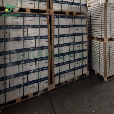 Duidelijke afbeelding NCR-kopieerpapier 60 gsm 65 gsm voor het afdrukken van formulieren voor bezorgbrieven