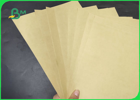 FSC keurde van de Zakkraftpapier van 70GSM 80GSM Bruine de Voeringsdocument Zuivere Kleur voor Verpakking goed