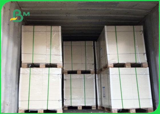 FSC & van ISO Hoog de Raadsdocument C1S van het Dikteivoor Wit Karton 1.35MM 1.5MM voor het Maken van Naamkaart