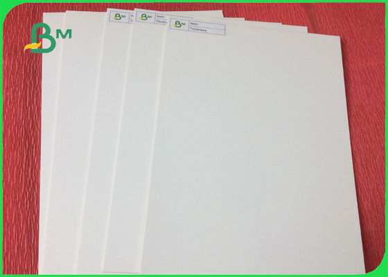 Het vochtbestendige Document van de het Ivoorraad van 250g Witte/het Bleekmiddelraad van C1S Fbb