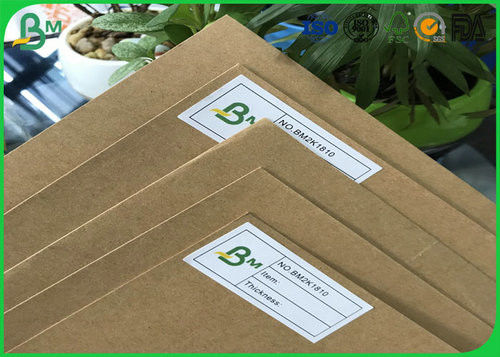 FSC gecertificeerd 250gsm - 850gsm Hoogwaardig geïmporteerd papier Massief karton, bruin kraftpapier