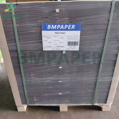 300 gsm 350 gsm ongecoat stevig zwart papier voor pakket 70 x 100 cm